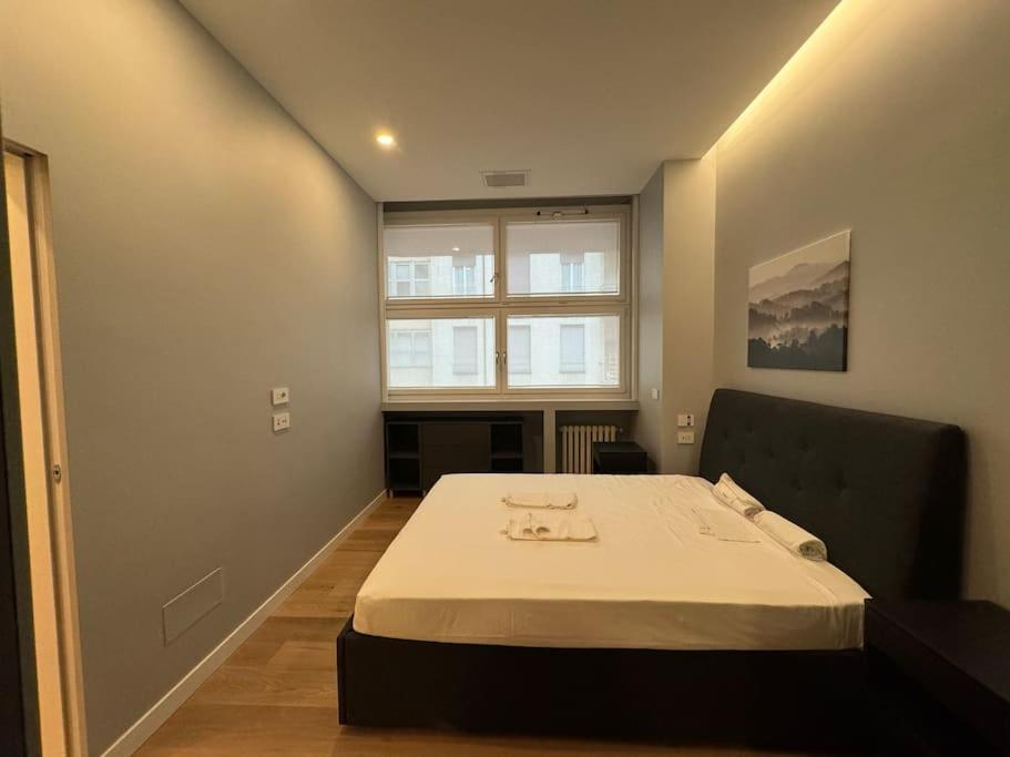 Dolce Missori Apartment Milan Luaran gambar