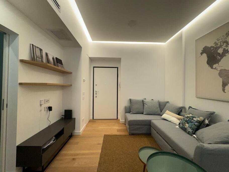 Dolce Missori Apartment Milan Luaran gambar