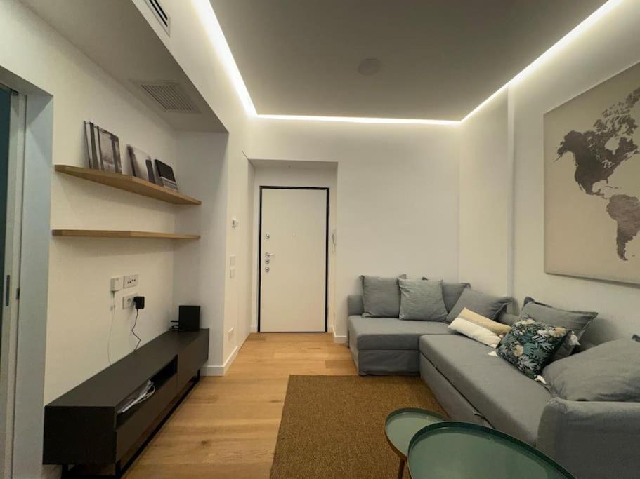 Dolce Missori Apartment Milan Luaran gambar