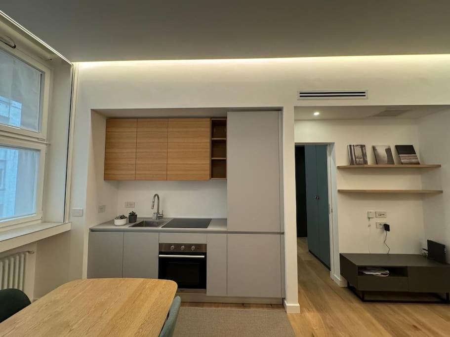 Dolce Missori Apartment Milan Luaran gambar