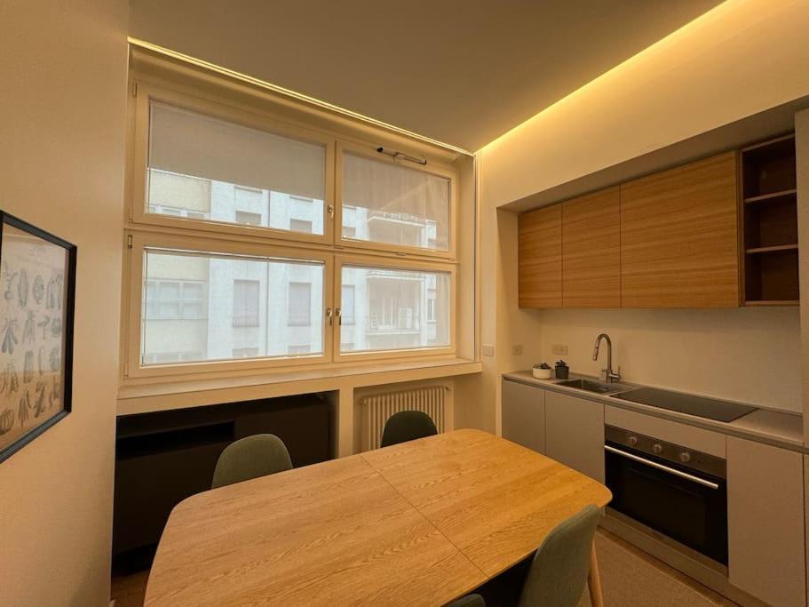 Dolce Missori Apartment Milan Luaran gambar