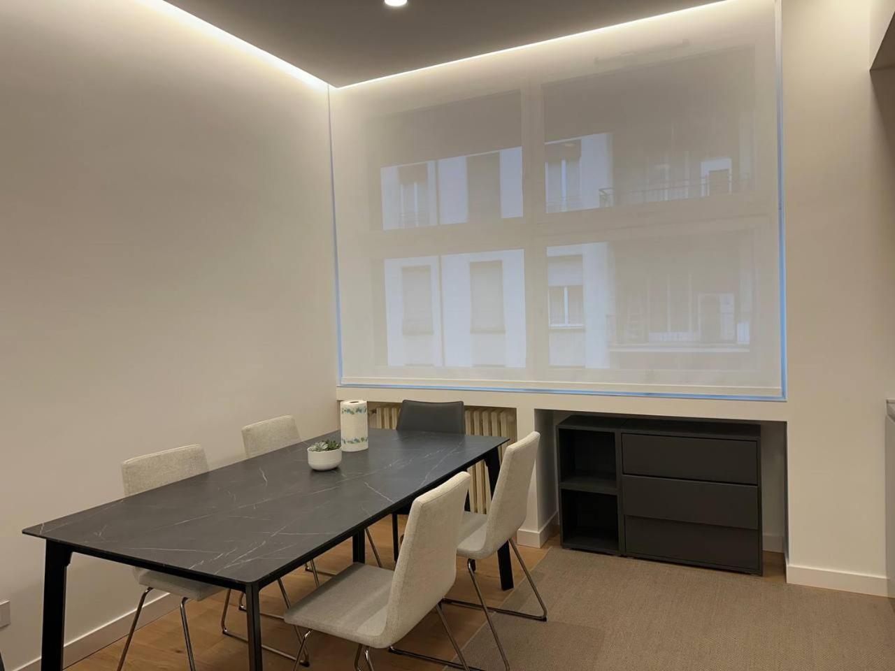 Dolce Missori Apartment Milan Luaran gambar